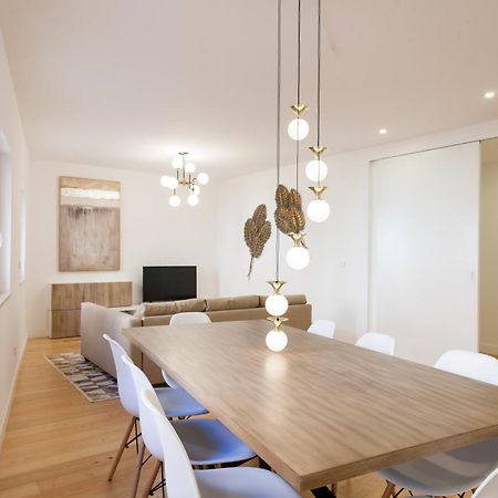 Mouraria Blue Three-Bedroom Apartment W/ Parking - By Lu Holidays 리스본 외부 사진