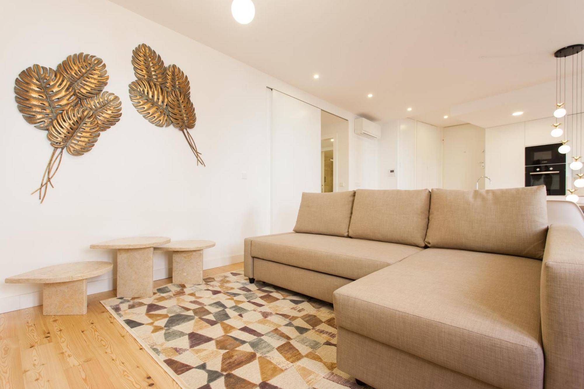 Mouraria Blue Three-Bedroom Apartment W/ Parking - By Lu Holidays 리스본 외부 사진